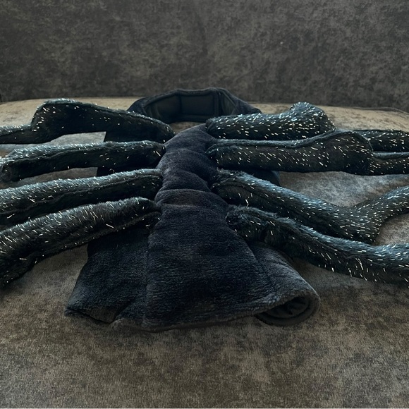 NWT H&M Pet Spider Costume Size Medium - Picture 3 of 10